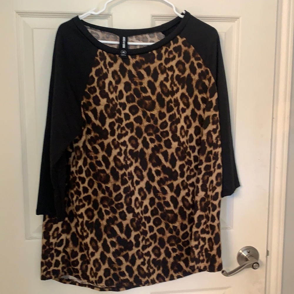 3/4 length sleeve cheetah shirt